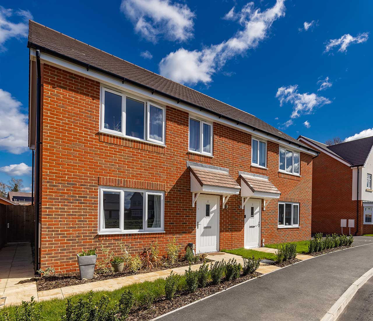 New Homes for Sale, New Build Houses for Sale, New Builds Near Me